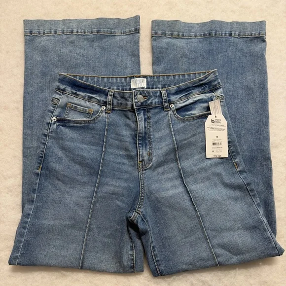 Viral Time and Tru Women's Flare Jeans With Seam 10 - Picture 2 of 9